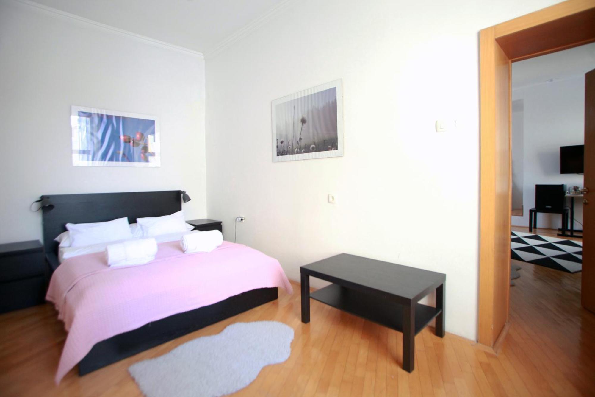 Bit Apartments ลูบลิยานา ภายนอก รูปภาพ